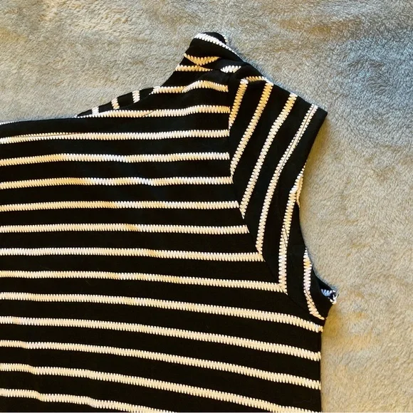 LOFT Black and White Striped Cap Sleeve Tee with Keyhole & Knotted Tie at Back - Picture 6 of 8